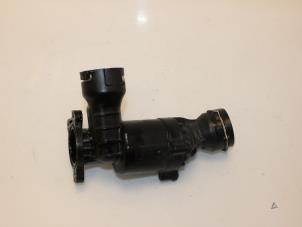 Used Thermostat housing Volkswagen Arteon (3HAB) 2.0 TDI BiTurbo 16V 4Motion Price € 36,30 Inclusive VAT offered by Van Gils Automotive