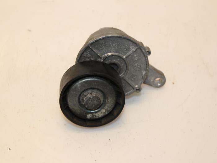 Gebrauchte Spanrolle multiriem Volkswagen Golf VII Variant (AUVV) 1.6 TDI BlueMotion 16V Preis € 36,30 Mit Mehrwertsteuer angeboten von Van Gils Automotive