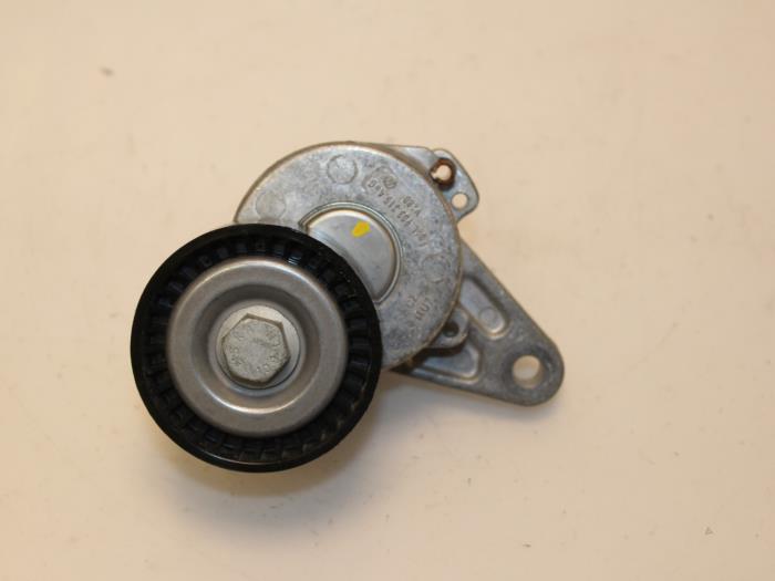 Usados Tensor correa múltiple Volkswagen Touran (5T1) 2.0 TDI 150 Precio € 36,30 IVA incluido ofrecido por Van Gils Automotive