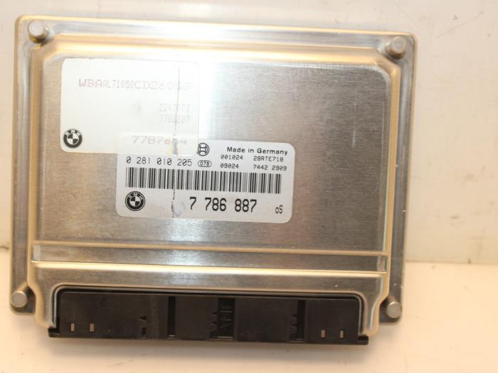 Used Engine management computer BMW 3 serie (E46/4) 320d 16V Price € 150,00 Margin scheme offered by Van Gils Automotive