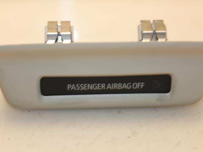 Begagnade Innerdisplay Mitsubishi Space Star (A0) 1.0 12V Pris € 30,00 Marginaltabell erbjuds av Van Gils Automotive