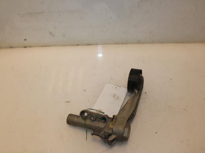 Usados Tensor correa múltiple Peugeot 308 (4A/C) 1.6 VTI 16V Precio € 30,00 Norma de margen ofrecido por Van Gils Automotive