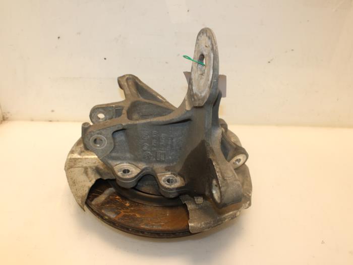 Knuckle, rear left from a BMW 5 serie Touring (F11) 520d xDrive 16V 2015
