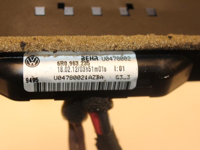 Heizung Heizelement van een Volkswagen Polo V (6R) 1.2 12V 2014