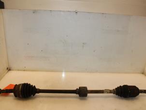 Used Front drive shaft, right Opel Corsa C (F08/68) 1.7 DI 16V Price € 74,99 Margin scheme offered by Van Gils Automotive