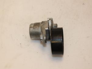 Spanrolle multiriem van een Volkswagen Golf VII (AUA) 1.4 TSI 16V 2014