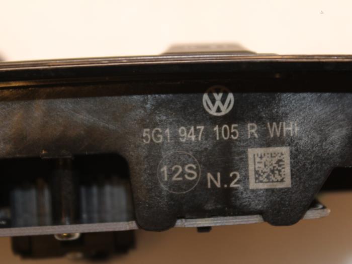 Eclairage de plafonnier d'un Volkswagen Golf VII (AUA) 1.4 GTE 16V 2015