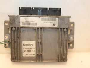 Engine management computer from a Renault Laguna II Grandtour (KG) 1.6 16V 2001