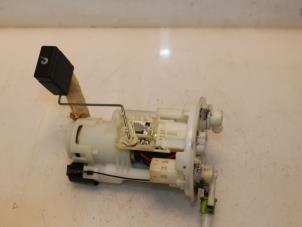 Begagnade Bensinpump Suzuki Alto 1.0 12V Pris € 38,00 Marginaltabell erbjuds av Van Gils Automotive