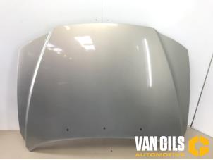 Używane Maska Volvo S80 (TR/TS) 2.4 SE 20V 170 Cena € 100,00 Procedura marży oferowane przez Van Gils Automotive