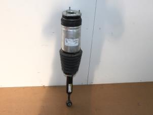Used Rear shock absorber rod, right Tesla Model X 100D Price € 907,50 Inclusive VAT offered by Van Gils Automotive