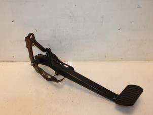Used Brake pedal Tesla Model X 100D Price on request offered by Van Gils Automotive