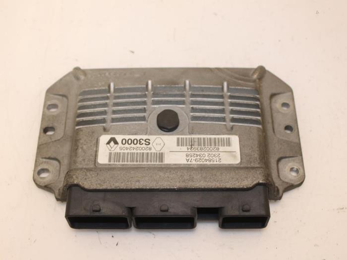 Used Engine management computer Renault Megane II (BM/CM) 1.4 16V 98 Price € 150,00 Margin scheme offered by Van Gils Automotive
