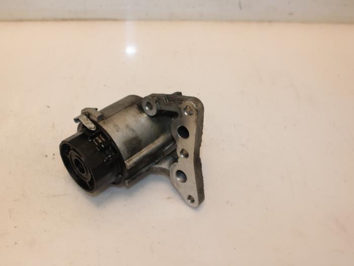 Oil filter housing Lexus CT 200h 1.8 16V 2ZR