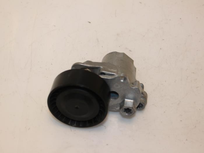 Usados Tensor correa múltiple Volkswagen Arteon (3HAB) 1.5 TSI 16V Precio € 36,30 IVA incluido ofrecido por Van Gils Automotive