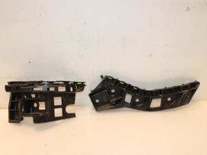Used Rear bumper bracket, right Volkswagen Touran (5T1) 1.8 TSI Price € 36,30 Inclusive VAT offered by Van Gils Automotive