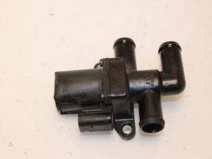 Used Electric heater valve Volkswagen Touran (5T1) 1.6 TDI Price € 38,72 Inclusive VAT offered by Van Gils Automotive