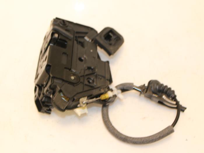 Rear door lock mechanism 4-door, left from a Volkswagen Golf VII (AUA) 2.0 GTI 16V Performance Package 2014