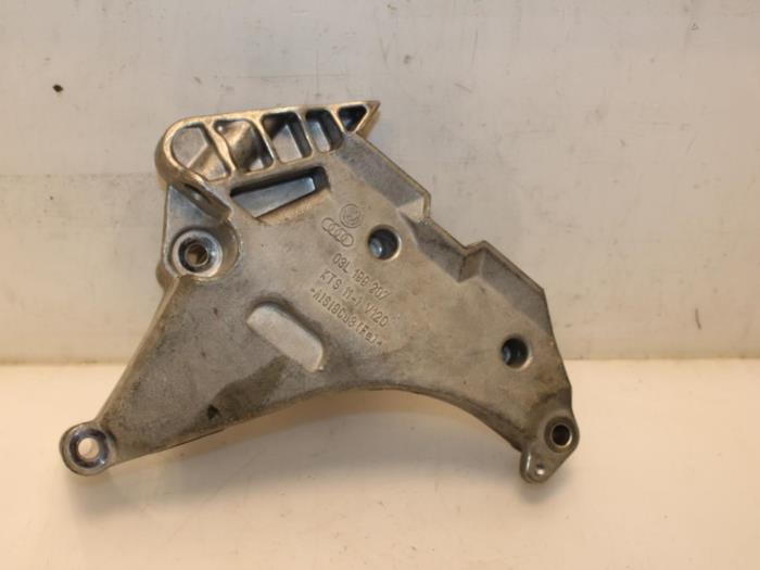 Used Engine mount Volkswagen Golf VI (5K1) 1.6 TDI 16V Price € 30,00 Margin scheme offered by Van Gils Automotive