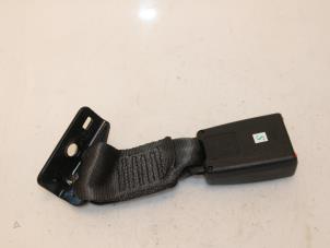 Gebrauchte Sicherheitsgurt Schließe links hinten Fiat 500 (312) 0.9 TwinAir 85 Preis € 30,00 Margenregelung angeboten von Van Gils Automotive