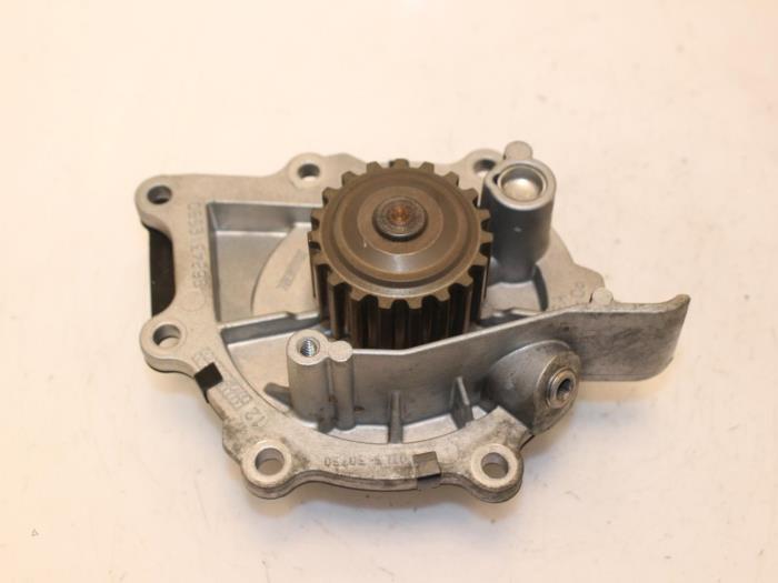 Begagnade Vattenpump Landrover Range Rover Evoque (LVJ/LVS) 2.2 eD4 16V 5-drs. Pris € 98,00 Marginaltabell erbjuds av Van Gils Automotive