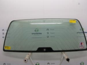 Used Rear window Renault Espace Price on request offered by Snuverink Autodemontage