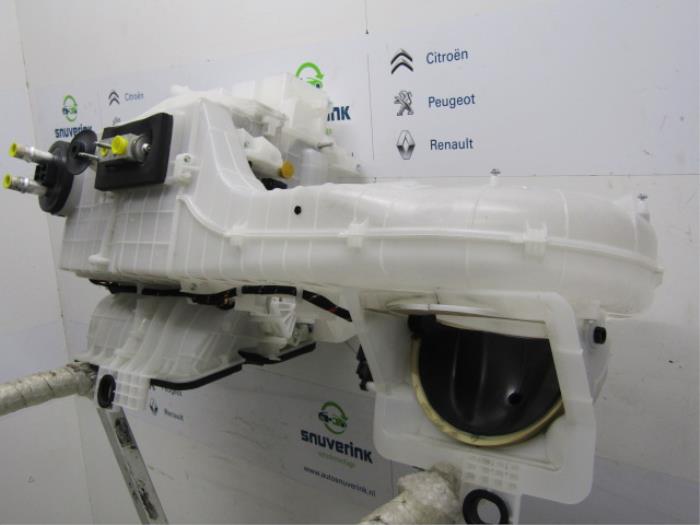 Heater housing Peugeot Partner 1.6 HDI 90 648053