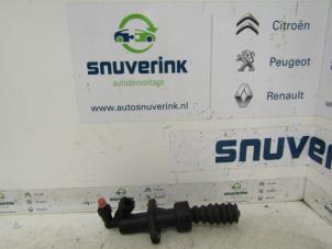 Used Clutch slave cylinder Peugeot Partner (GC/GF/GG/GJ/GK) 1.6 HDI 90 Price € 24,20 Inclusive VAT offered by Snuverink Autodemontage