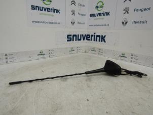 Used Antenna Renault Megane III Berline (BZ) 1.4 16V TCe 130 Price on request offered by Snuverink Autodemontage