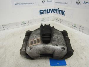 Used Front brake calliper, right Peugeot 308 (4A/C) 1.6 VTI 16V Price € 80,00 Margin scheme offered by Snuverink Autodemontage