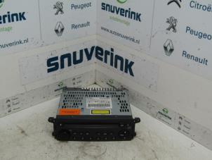 Usagé Radio Citroen C5 I Berline (DC) 2.0 16V Prix € 40,00 Règlement à la marge proposé par Snuverink Autodemontage