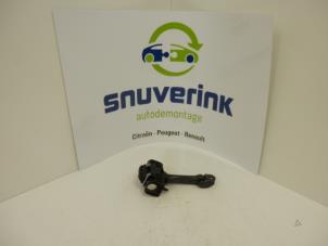 Used Front door stop 4-door, left Peugeot 407 (6D) 1.8 16V Price on request offered by Snuverink Autodemontage