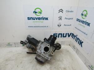 Used EGR valve Renault Espace (JK) 2.2 dCi 150 16V Grand Espace Price € 100,00 Margin scheme offered by Snuverink Autodemontage