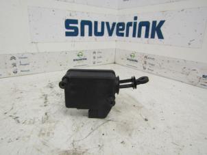 Used Tank flap lock motor Peugeot 206 CC (2D) 1.6 16V Price on request offered by Snuverink Autodemontage