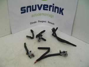 Used Cable (miscellaneous) Renault Clio II Societe (SB) 1.5 dCi 80 Price on request offered by Snuverink Autodemontage
