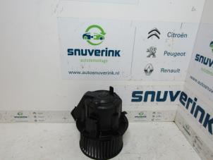 Usagé Moteur de ventilation chauffage Citroen C3 (SC) 1.2 VTi 82 12V Prix € 50,00 Règlement à la marge proposé par Snuverink Autodemontage
