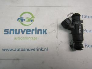 Usagé Injecteur (injection essence) Citroen C3 (SC) 1.2 VTi 82 12V Prix € 35,00 Règlement à la marge proposé par Snuverink Autodemontage