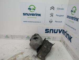 Used Engine mount Peugeot Boxer (U9) 2.2 HDi 150 Price € 36,30 Inclusive VAT offered by Snuverink Autodemontage