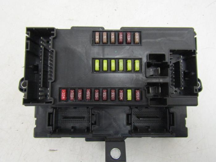 Fuse box Peugeot Boxer 2.2 HDi 150 1365823080 MARELLI