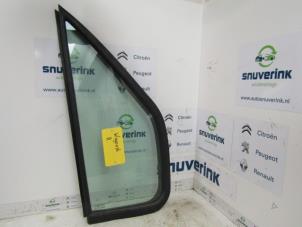 Used Extra window 2-door, front right Renault Master II (FD/HD) 2.8 dTi T33 Price on request offered by Snuverink Autodemontage