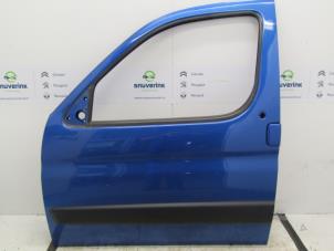 Gebrauchte Tür 4-türig links vorne Peugeot Partner Preis € 125,00 Margenregelung angeboten von Snuverink Autodemontage