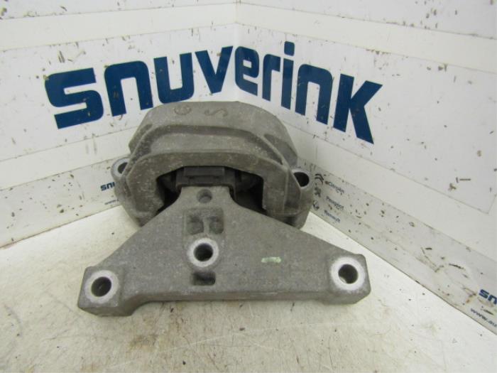 Usagé Support moteur Citroen C3 (FC/FL/FT) 1.1 Prix € 20,00 Règlement à la marge proposé par Snuverink Autodemontage