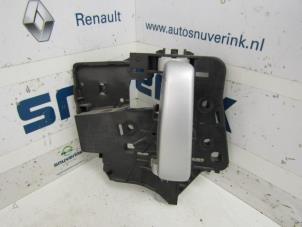 Used Sliding door handle, left Citroen Berlingo Multispace 1.6 HDi 90 Price on request offered by Snuverink Autodemontage