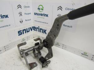 Used Parking brake lever Citroen Berlingo Multispace 1.6 HDi 90 Price on request offered by Snuverink Autodemontage