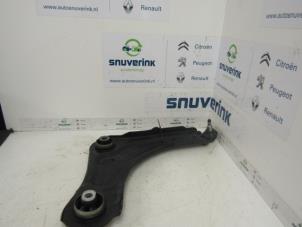 Used Front wishbone, right Renault Megane III Grandtour (KZ) 1.5 dCi 90 Price € 30,00 Margin scheme offered by Snuverink Autodemontage