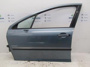 Używane Drzwi lewe przednie wersja 4-drzwiowa Peugeot 407 (6D) 2.0 HDiF 16V Cena € 50,00 Procedura marży oferowane przez Snuverink Autodemontage