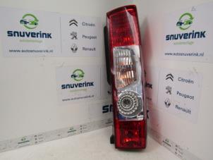 Używane Tylne swiatlo pozycyjne prawe Citroen Jumper (U9) 2.2 HDi 130 Cena € 48,40 Z VAT oferowane przez Snuverink Autodemontage