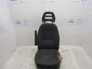 Used Seat, left Citroen Jumper (U9) 2.2 HDi 130 Price € 151,25 Inclusive VAT offered by Snuverink Autodemontage