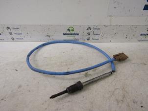 Used Exhaust heat sensor Renault Clio IV (5R) 1.5 Energy dCi 90 FAP Price € 40,00 Margin scheme offered by Snuverink Autodemontage