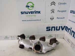 Used Exhaust manifold Renault Clio IV (5R) 1.5 Energy dCi 90 FAP Price € 75,00 Margin scheme offered by Snuverink Autodemontage